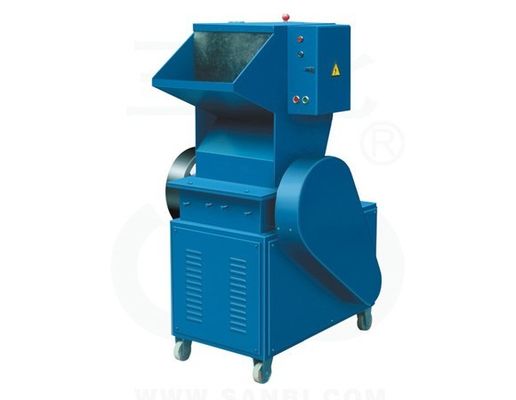 China PET PVC Plastic Recycling Machine , plastic grinding equipment For waste crushing supplier