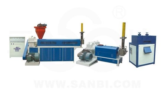 China PP PVC Waste Plastic film Recycling Machine Automatic two screw Extruder supplier