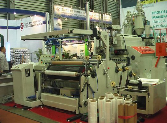 China PE Stretch Film Making Machine supplier